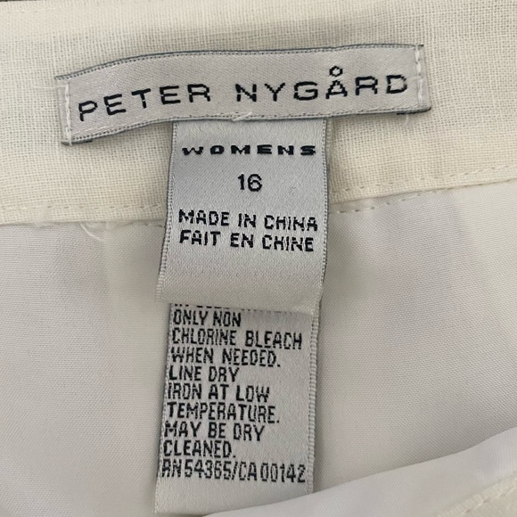 Peter Nygard Cream with Red and Orange Embroidery, Pleated Skirt 16 - Picture 9 of 11